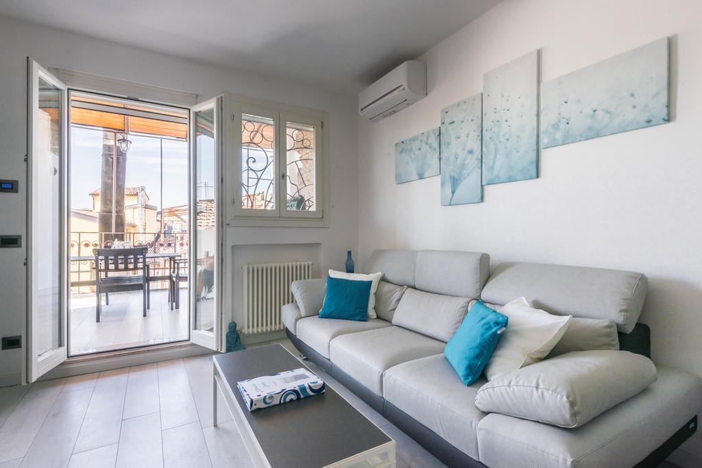 Attico Del Duomo Apartment Modena Exterior photo